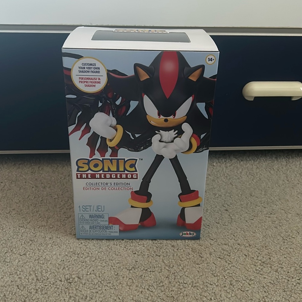 Sonic the Hedgehog Shadow Collector’s Edition Jakks Pacific Deluxe Figure - Picture 1 of 13